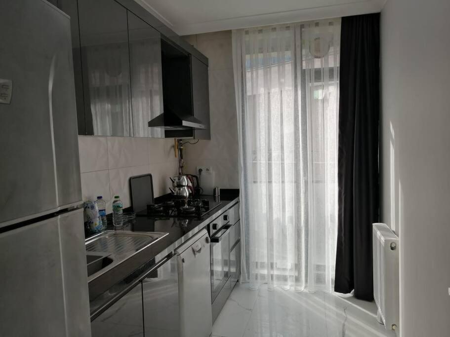 Sisli Apartment, 2 Bedrooms, 250 M Metro, New Modern Residence Istanbul Exterior foto